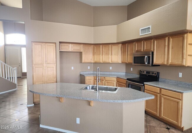 Photo - 3530 S McClelland Dr