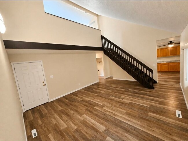 Photo - 2532 W 3rd St
