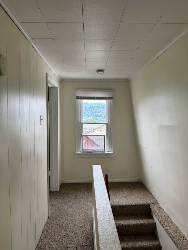 Photo - Updated 2/3 Bedroom Home in Pitcairn!