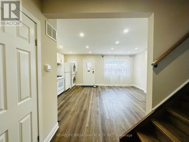 Photo - 55 Fairbank Ave