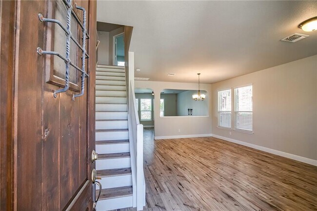 Photo - 1657 Bovina Dr
