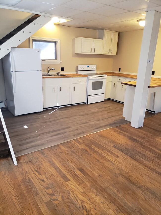 Building Photo - 149 Warren St Unit Apt 3