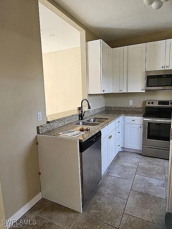 Photo - 6123 Lakefront Dr