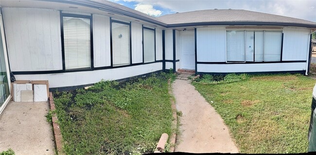 Photo - 13035 Bassford Dr House