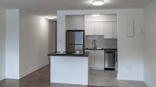 Photo - 490 Nelson Avenue