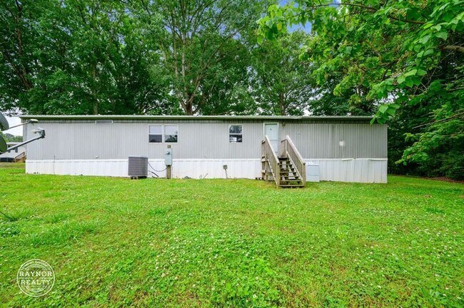 Photo - 121 Wood Church Rd