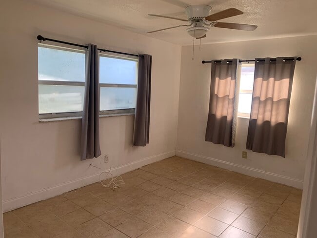 Photo - 3000 NW 11th St