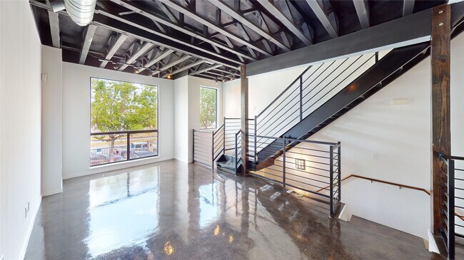 Building Photo - 310 S Jensen Dr Unit 6 Rental