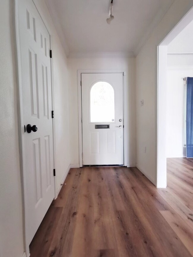 Building Photo - 5054 Yarwell Dr