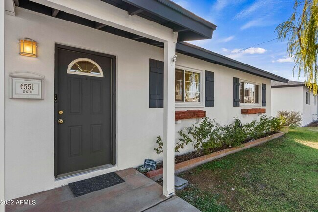 Photo - 6551 E 5th St