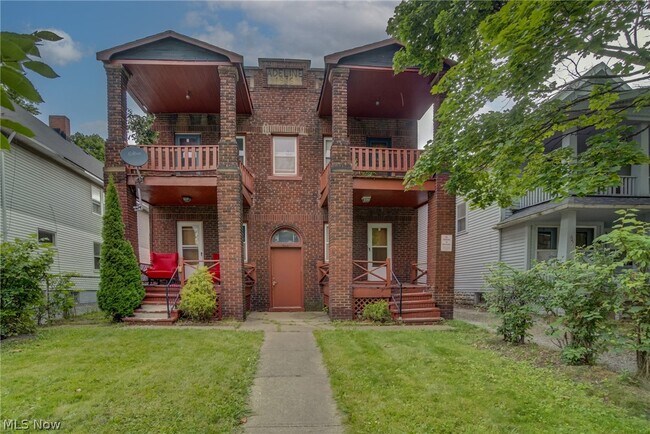 Building Photo - 3467 E 149th St Unit 1