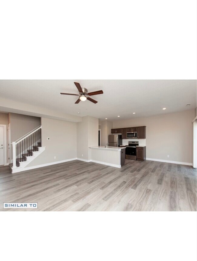 804 Kinney Cir NE