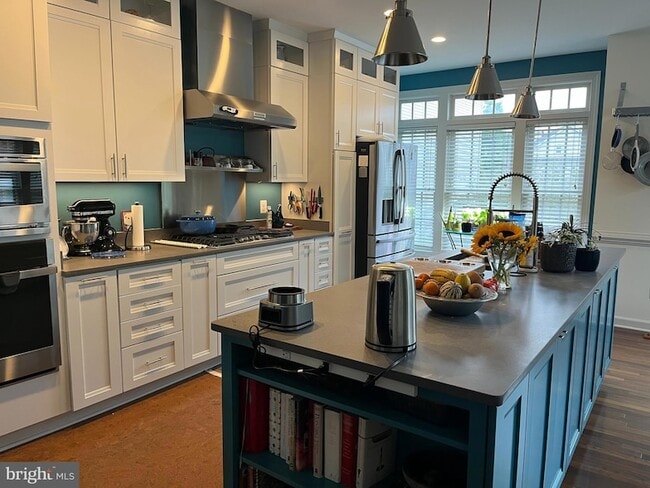 Photo - 901 Harrison Cir