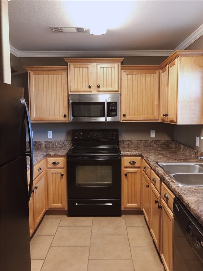 Photo - 2205 Ellington Dr