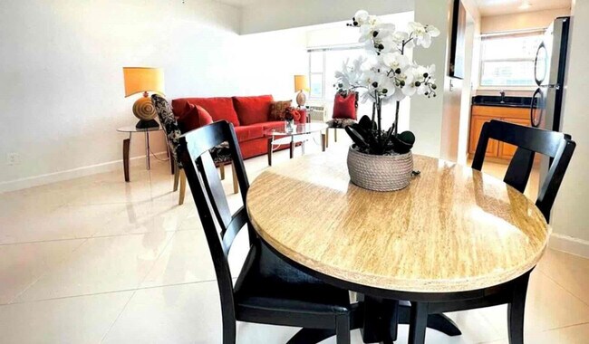 Photo - 9 N Birch Rd Unit 601