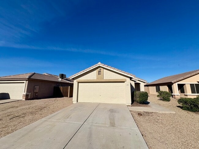 Photo - 878 E Graham Ln