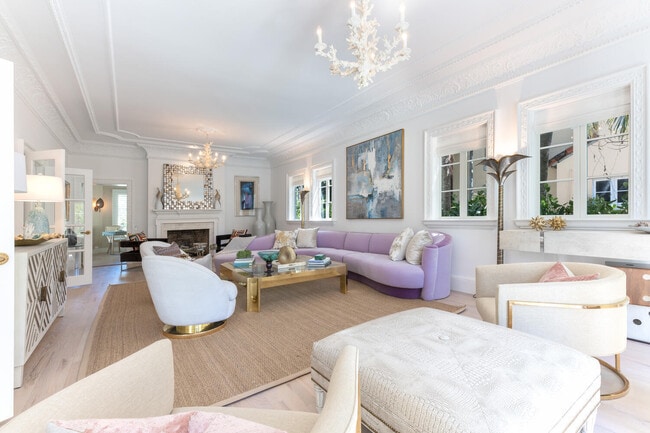 Photo - 130 Brazilian Ave