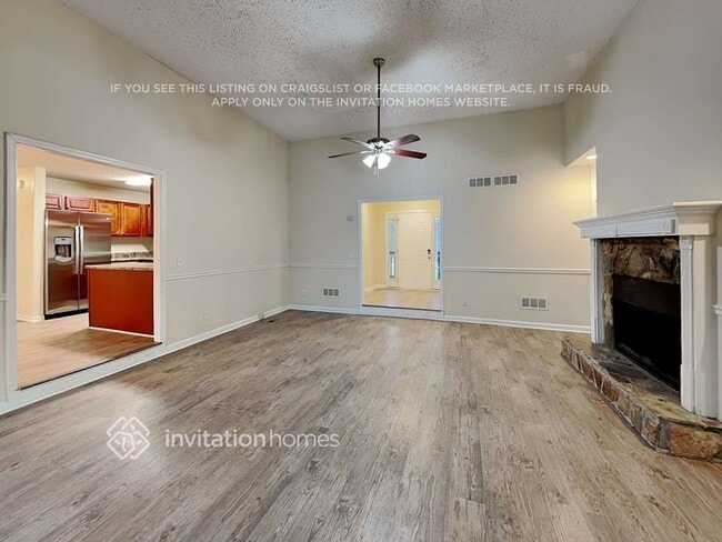 Photo - 235 Township Dr