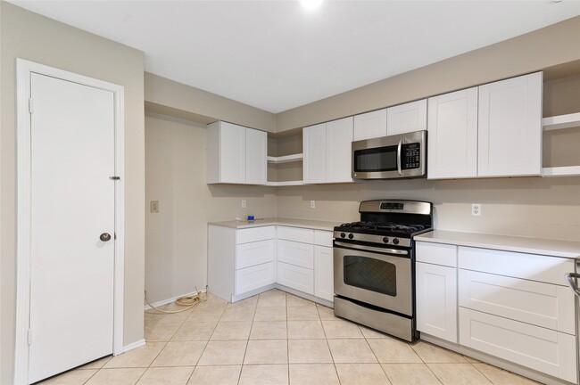 Photo - 18067 Garden Manor Dr