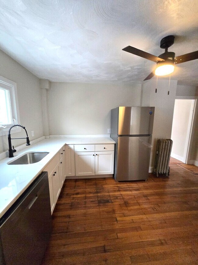 Photo - 89 Armistice Blvd Unit 1R