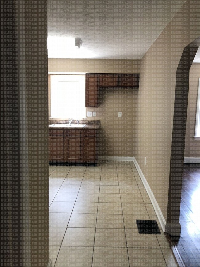 1724 Parkamo Ave 3BR/1BA (East Hamilton) Rental For Rent in Hamilton