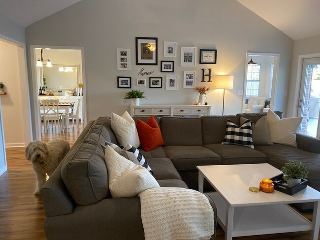 Photo - 54 N Butternut Dr