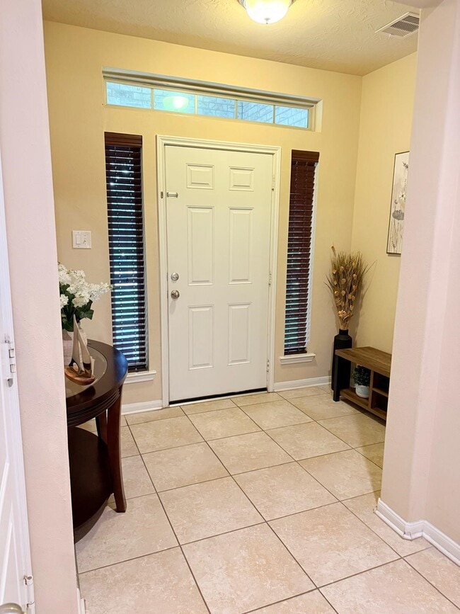 Photo - 20703 Winghaven Dr