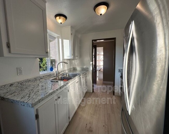 Photo - 43 Breeze Way