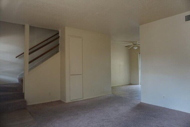 Photo - 5919 Hidden Valley Trail