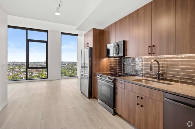Building Photo - 1051 W Van Buren St Rental