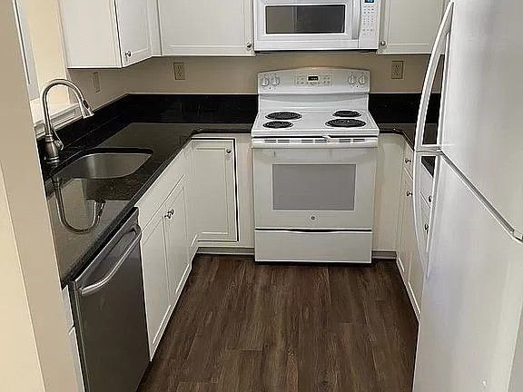 Photo - 4662 Louise St Claire Dr Casa Adosada