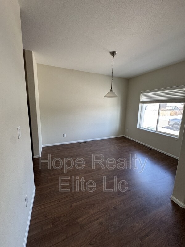 Photo - 6672 Kearsarge Dr