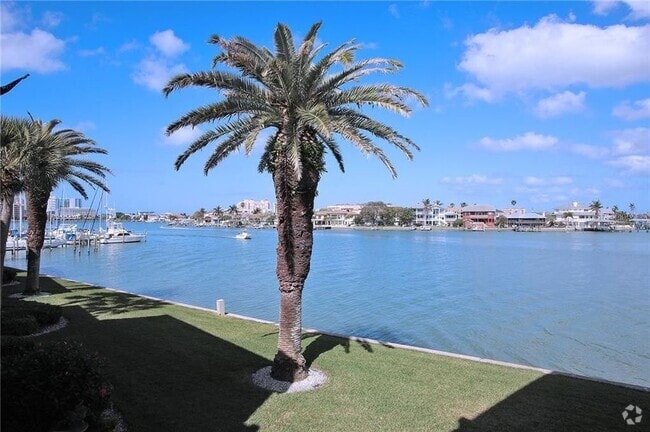 Building Photo - 868 Bayway Blvd Unit 304 Rental