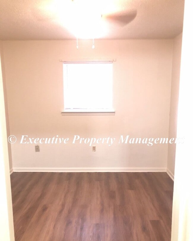 Photo - 506 Sunset Ln Unit B