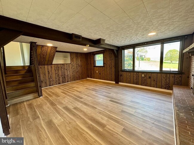 Photo - 1032 Palm Hill Rd