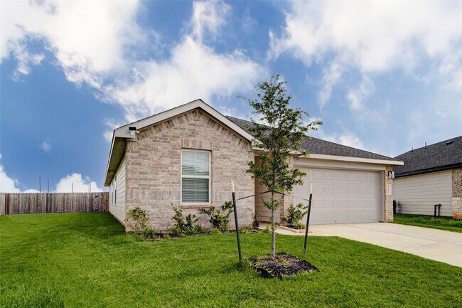 Photo - 31426 Yatesbury Ln