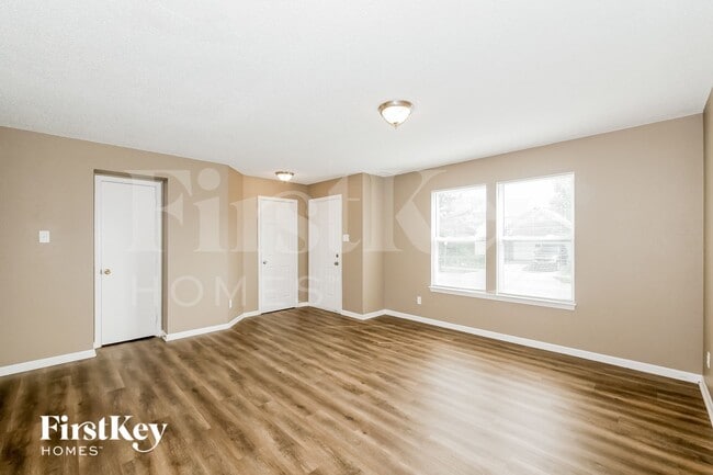 Photo - 10830 Clear Spring Dr