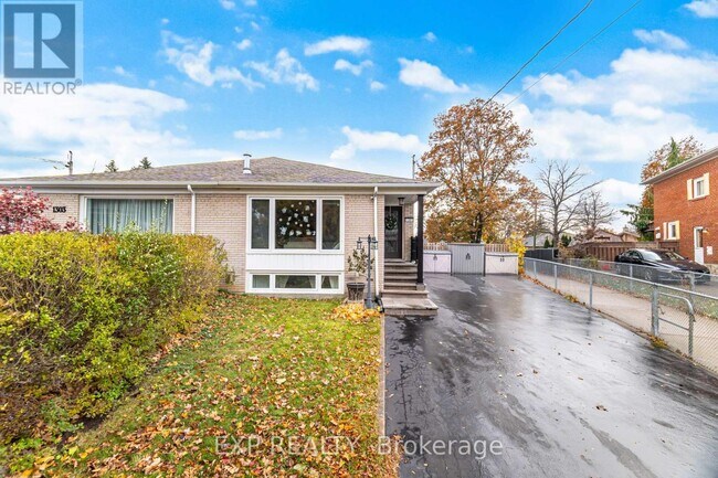 Photo - 1301 Freeport Dr