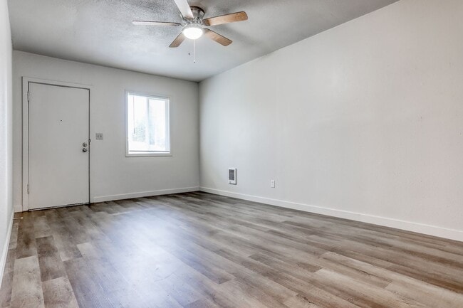 Photo - 3504-3506 Yeoman Ave Unit 3504
