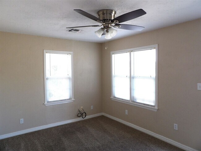 Photo - 207 NW 13th St Unit A