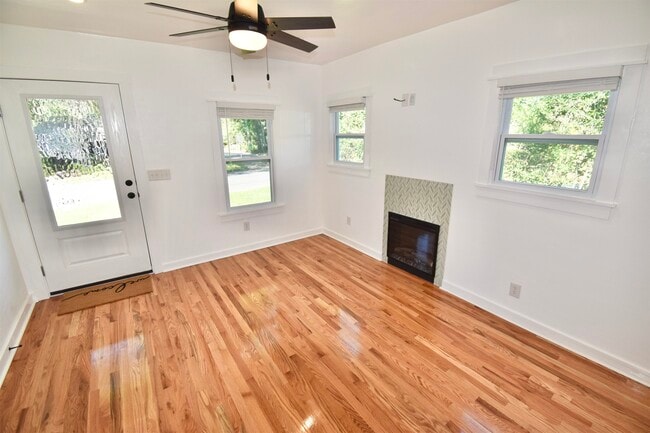 Photo - 1529 Green St