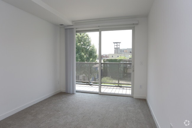 1BR - Lead