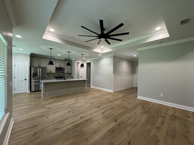 Photo - "Charming 4 Bed, 2 Bath Home with Granite ...