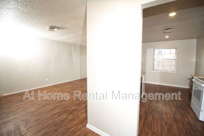 Photo - 4710 S Fulton Pl