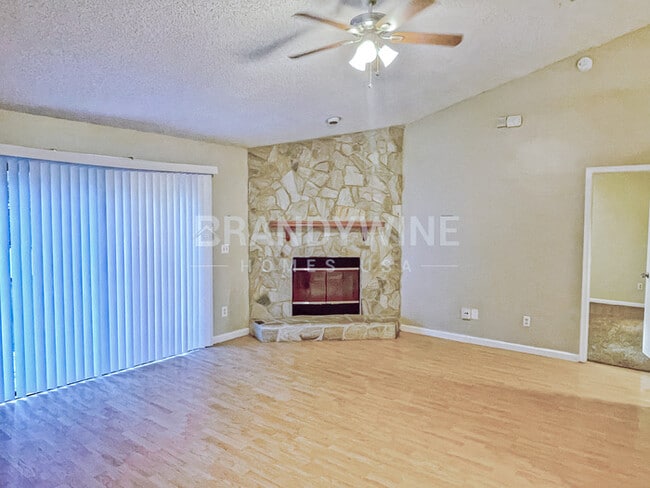 Photo - 7901 Winterwood Cir N