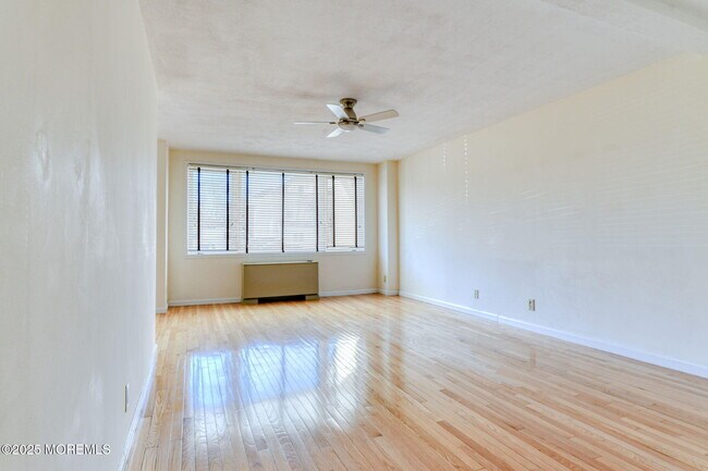 Photo - 510 Deal Lake Dr Unit 2J