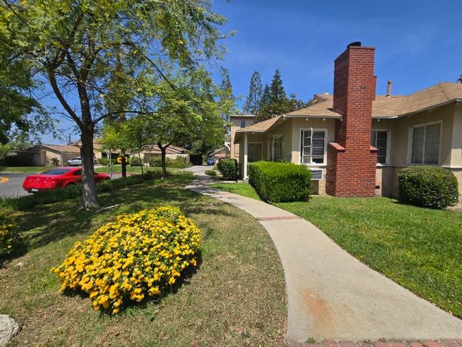 Photo - 7266 Allott Ave Unidad 7266