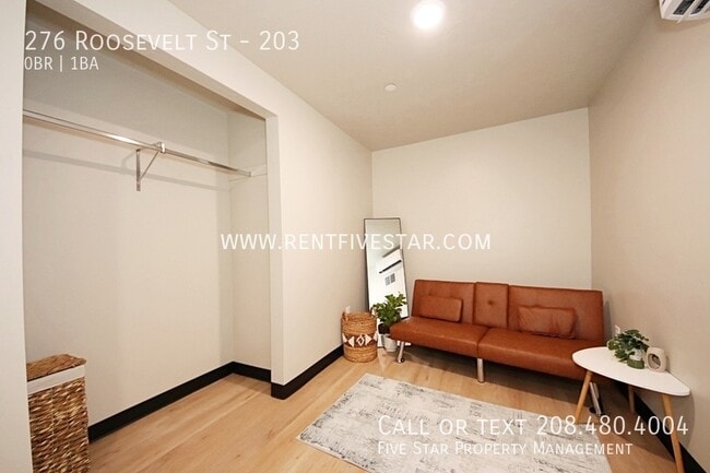 Photo - 276 Roosevelt St Unit 203