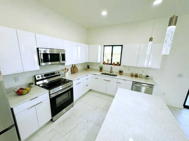 Photo - 4333 NW 34th St