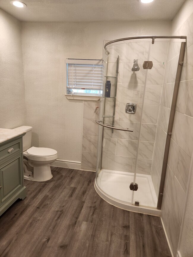 Photo - 4202 Kirby St